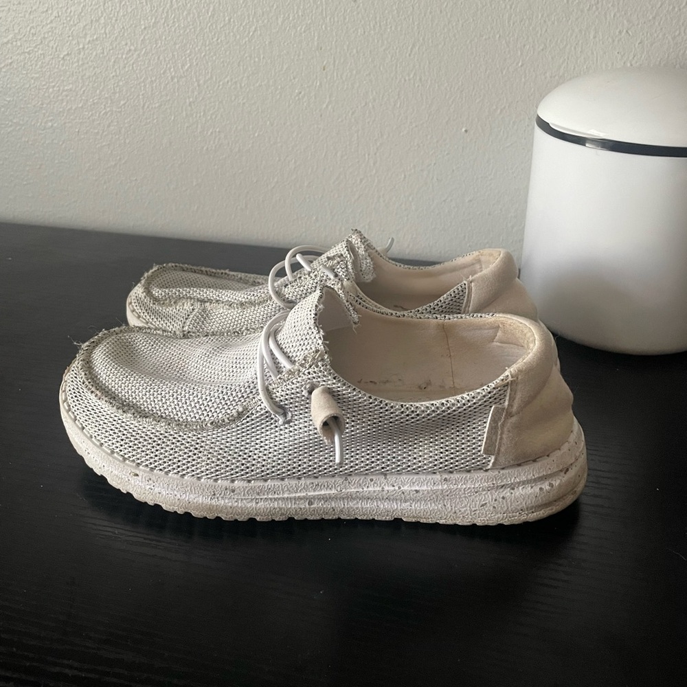 Wendy Sox Stone White Women’s Hey Dudes